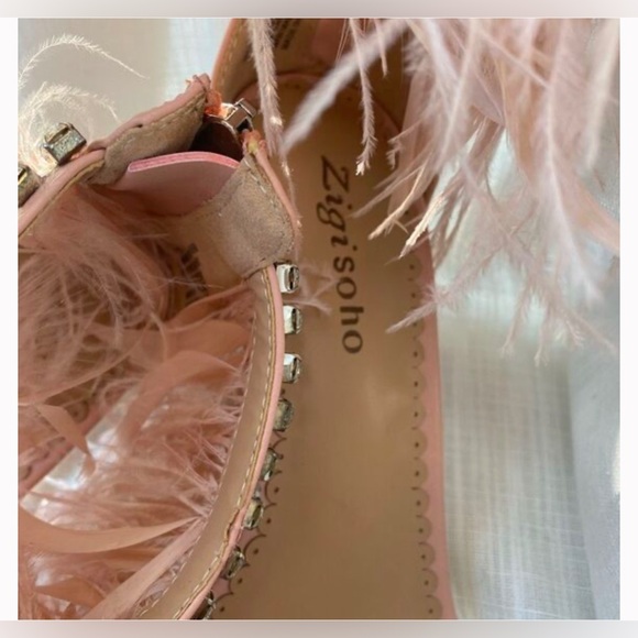 Ostrich Feather Embellished High Heels - Picture 2 of 5